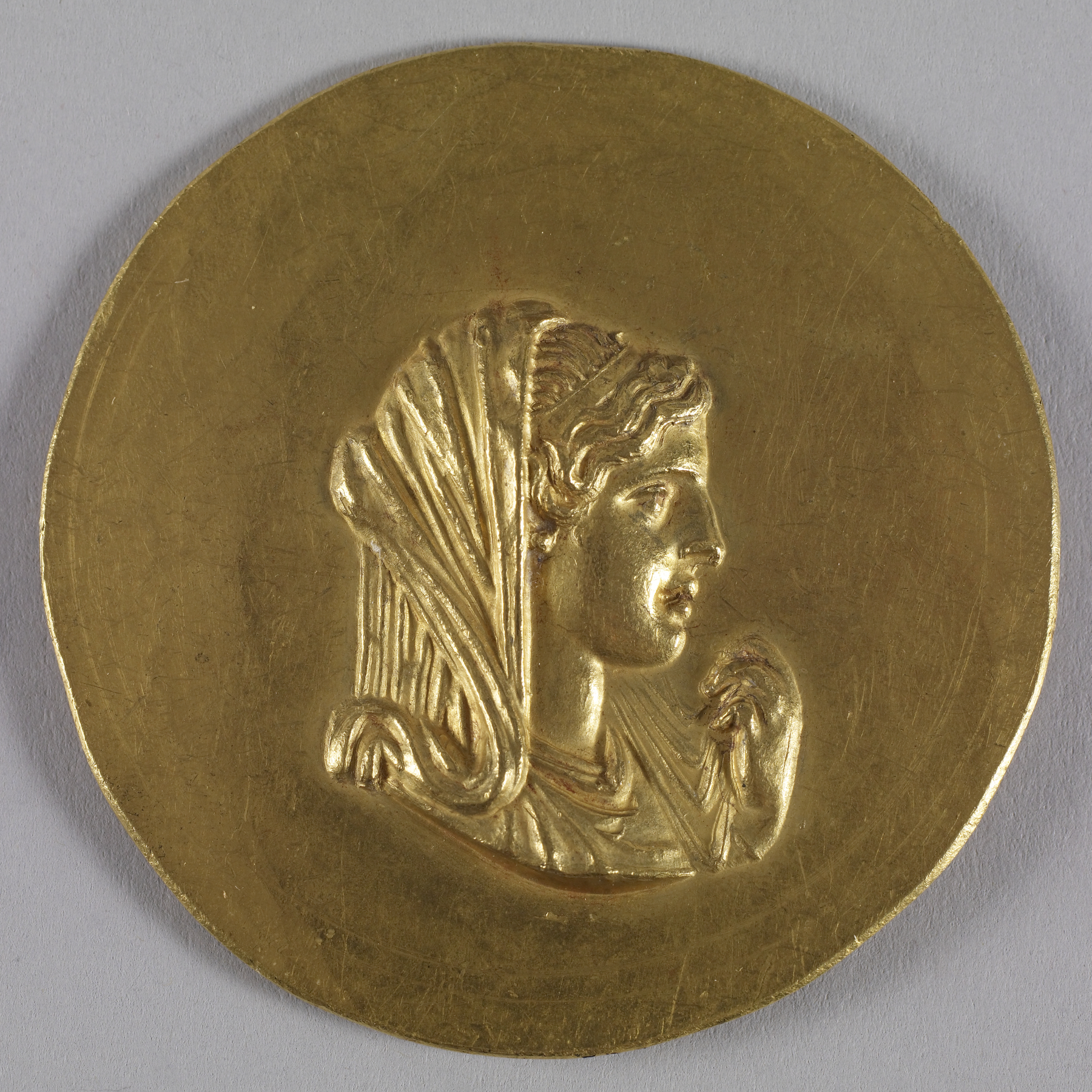 Roman_-_Medallion_with_Olympias_-_Walters_592_-_Obverse - History of ...