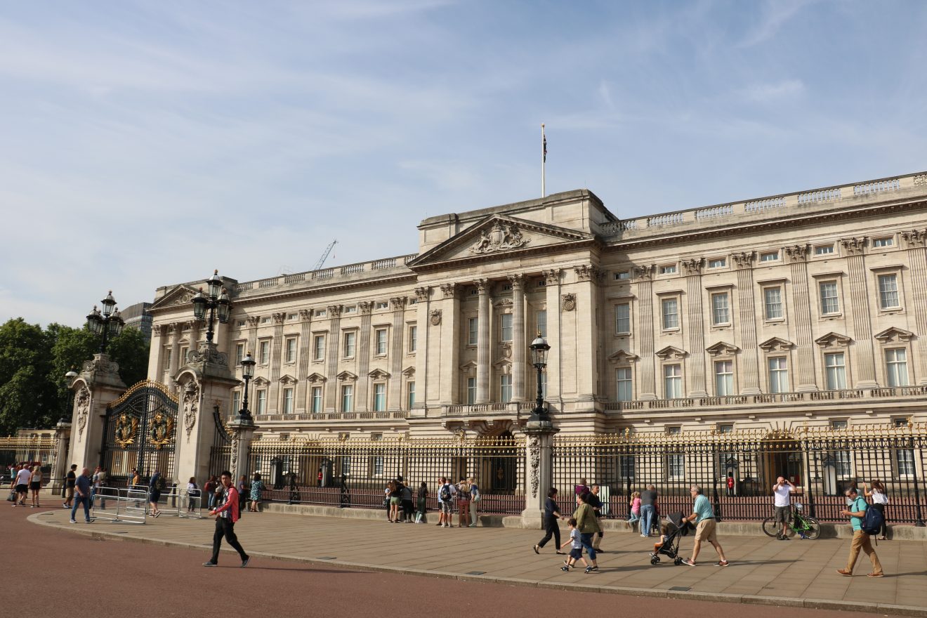 Queen Victoria’s Buckingham Palace | LaptrinhX / News