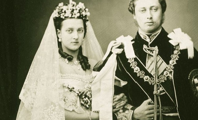 Queen Alexandra's Wedding Brooch - History of Royal Women